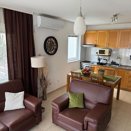 J&M Apartment Kotor Eksteriør bilde