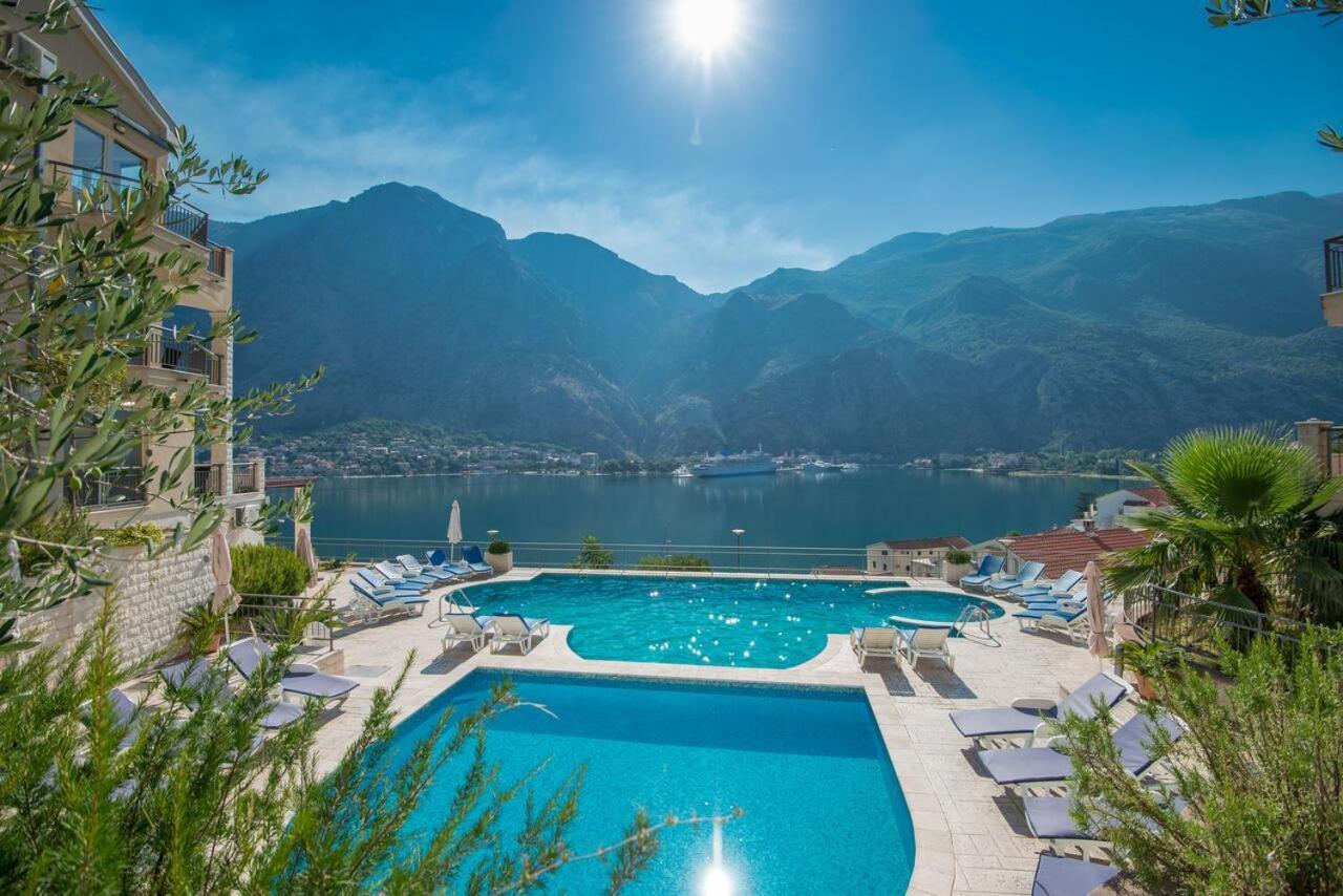 J&M Apartment Kotor Eksteriør bilde