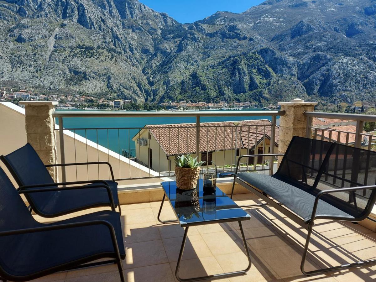 J&M Apartment Kotor Eksteriør bilde