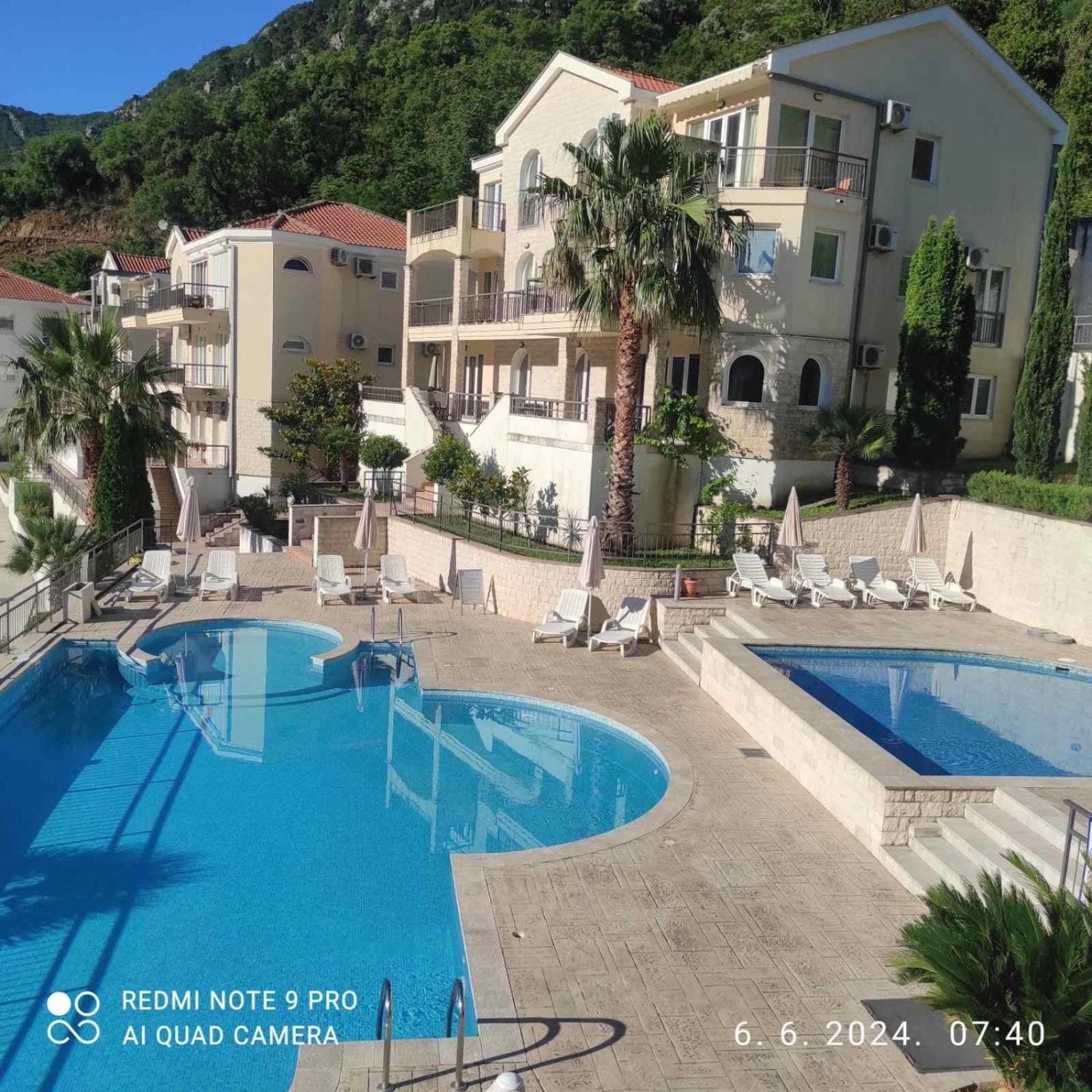 J&M Apartment Kotor Eksteriør bilde