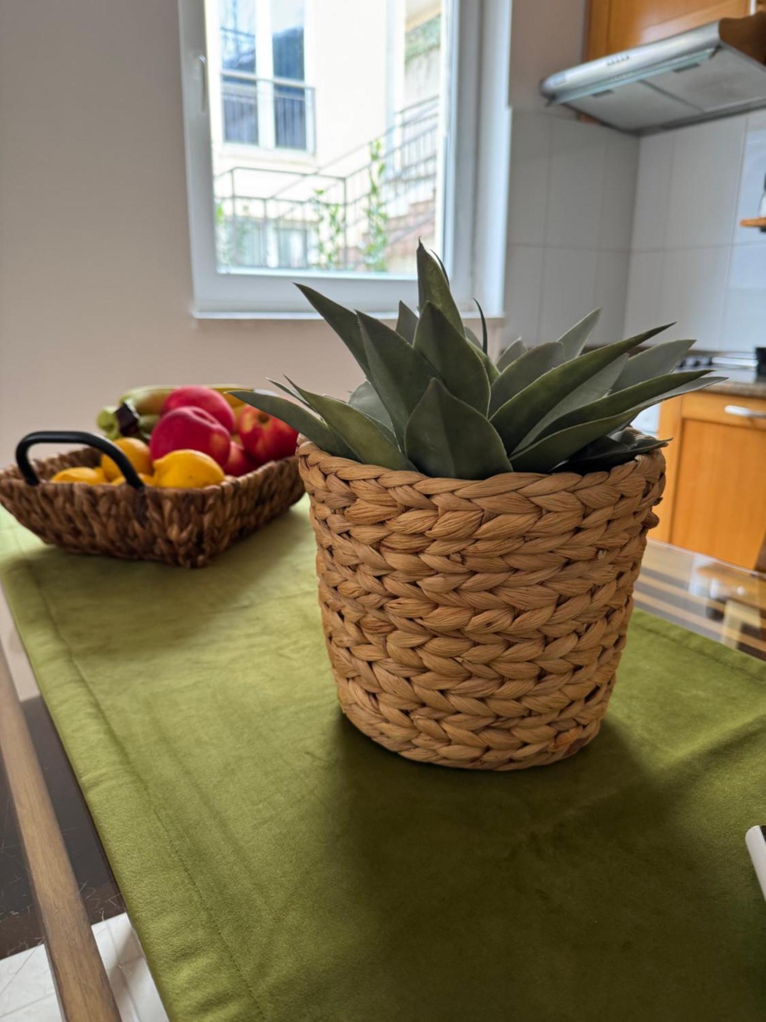 J&M Apartment Kotor Eksteriør bilde